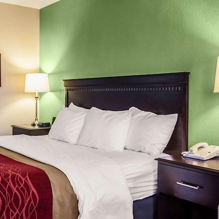 Quality Inn Belton - Kansas City South Экстерьер фото