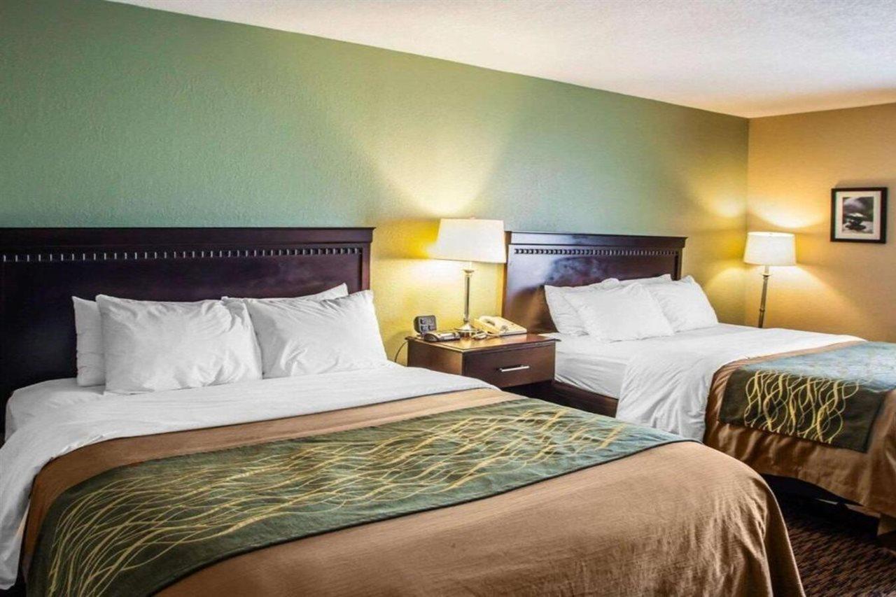Quality Inn Belton - Kansas City South Экстерьер фото